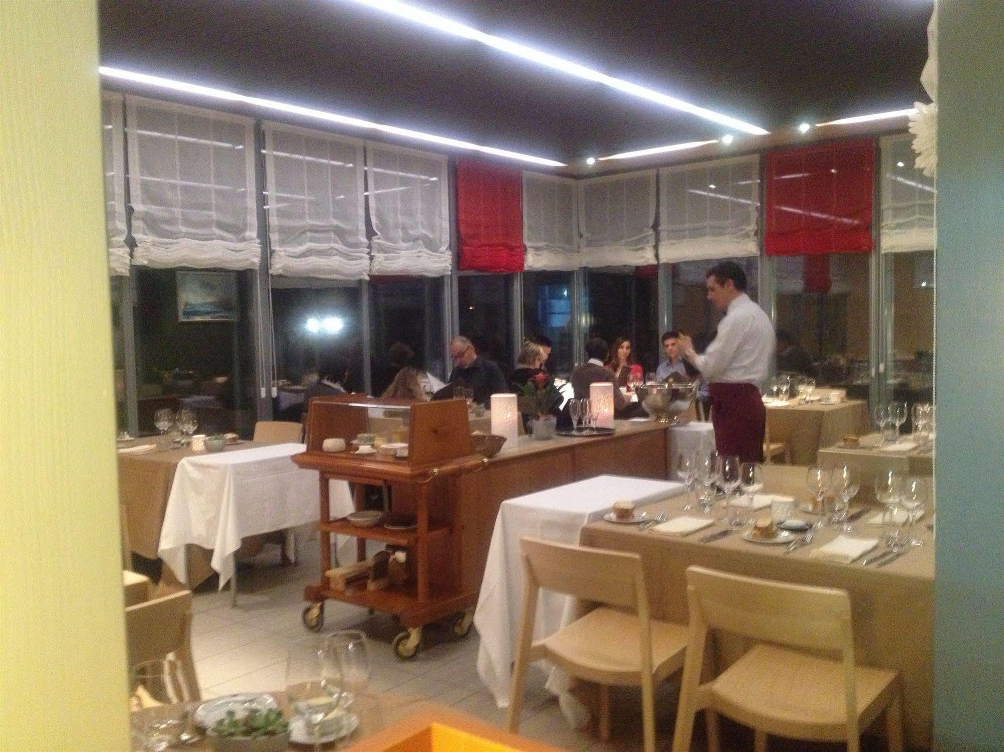 ホテル Au Boeuf Rouge Crassier エクステリア 写真
